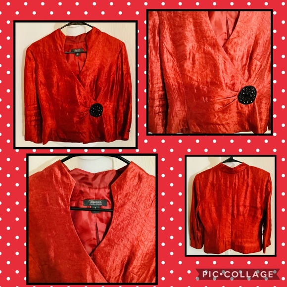 ❤️5/$15 Stunning Blazer Accented w/Brooch - Picture 3 of 7